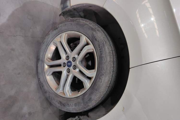 Used Ford Edge 2016 EcoBoost 245 Two-Wheel-Drive Titanium 7-Seater