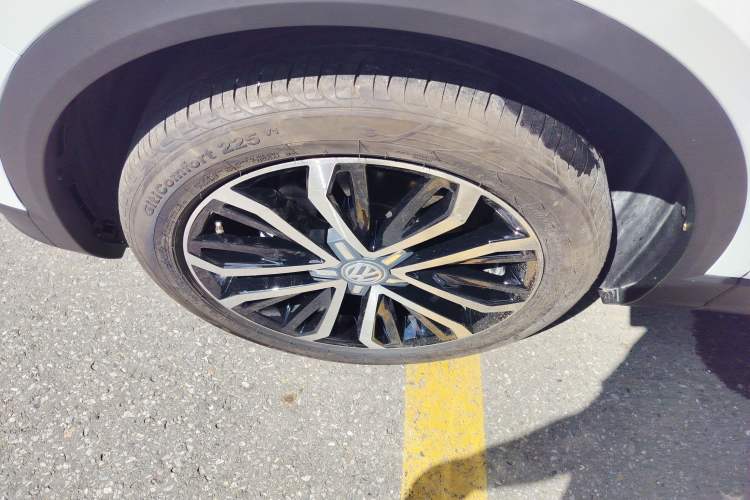 Used Volkswagen T-ROC 2020 280TSI DSG Two-Wheel Drive Comfort Version
