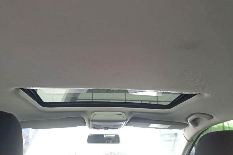 Used Volkswagen Sagitar 2014 Revised Version 1.6L Automatic Leading Edition