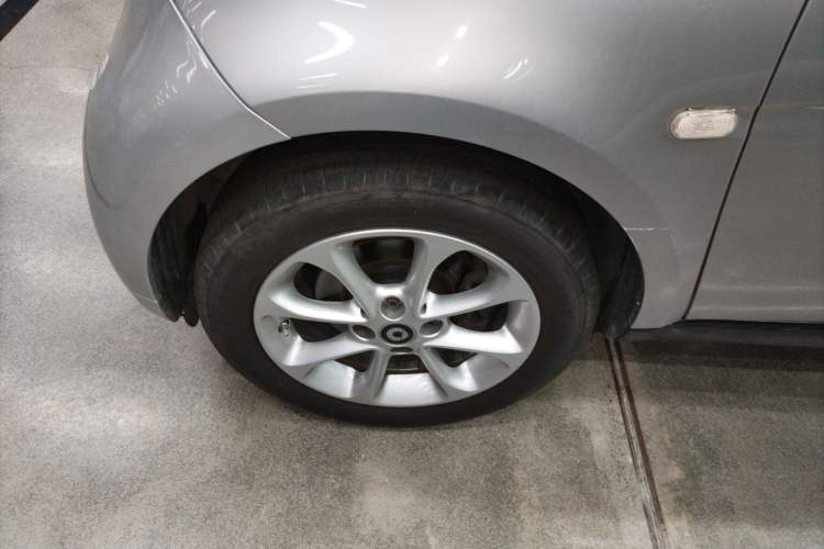 Used  fortwo 2015 1.0L 52 kW hardtop Dynamic version
