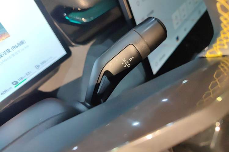 Used Lynk & Co 08 EM-P 2023 220 km Limited-Time Edition