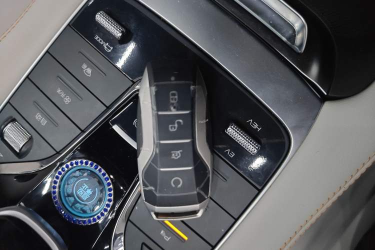 Used BYD Song PLUS New Energy 2021 DM-i 110KM Flagship Model
