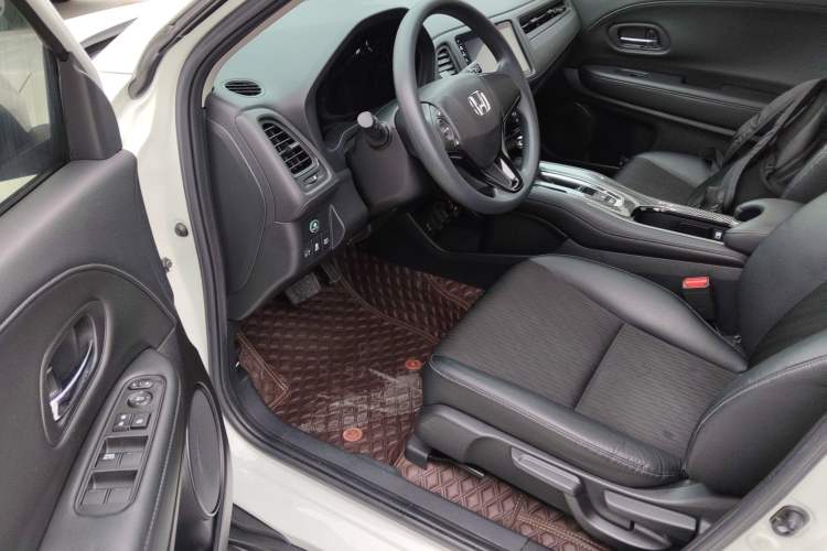 Used Honda Vezel 2020 1.5L CVT Luxury Edition
