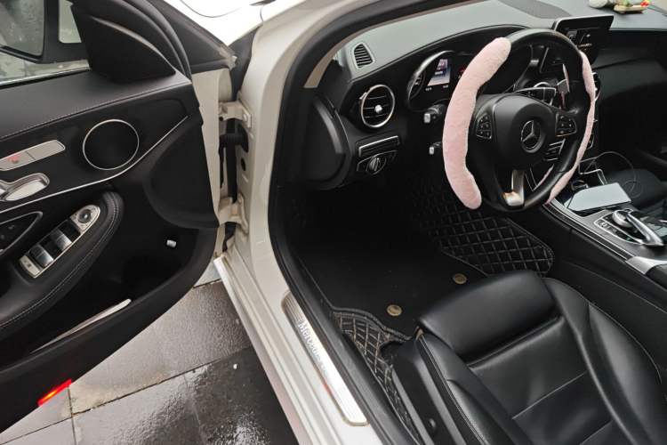 Used Mercedes-Benz C-Class 2017 Facelift C 200 L Sport Edition
