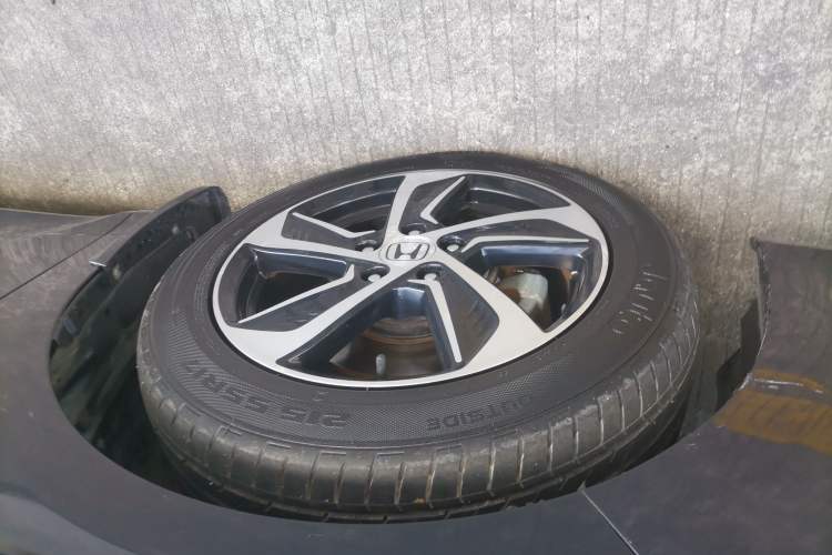 Used Honda Odyssey 2015 2.4L Supreme Edition
