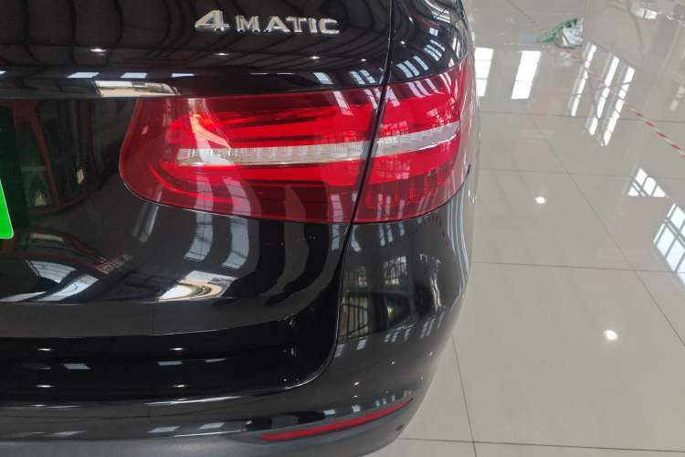 Used Mercedes-Benz GLC 2016 GLC 200 4MATIC
