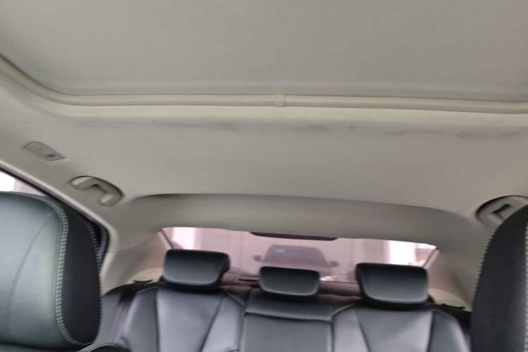 Used Hongqi H5 2018 30TD Smart Connect Dynamic Edition
