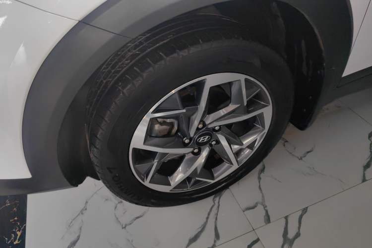 Used Hyundai Tucson 2020 280TGDi Two-Wheel-Drive GLS Fashion Edition China VI Standard
