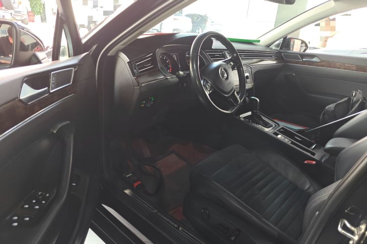 Used Volkswagen Magotan 2018 330TSI DSG Luxury Model