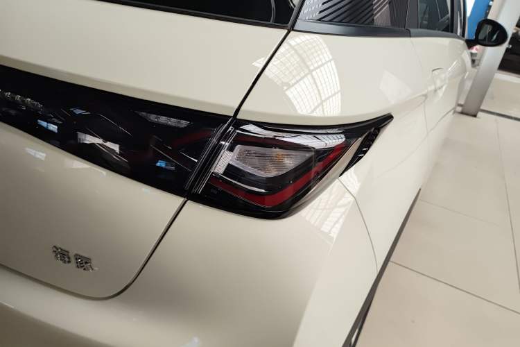 Used BYD Dolphin 2025 420km Free Edition
