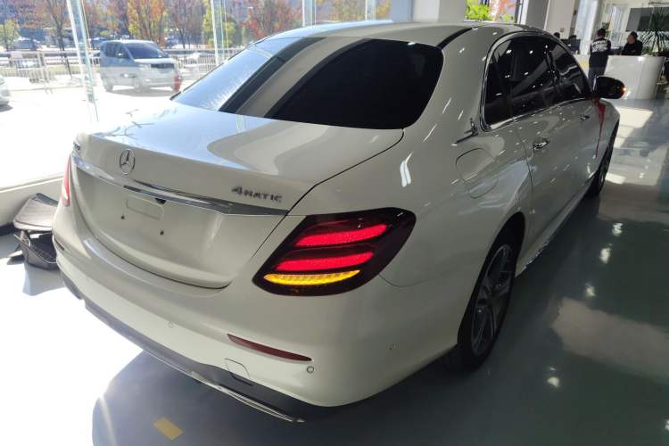 Used Mercedes-Benz E-Class 2018 Facelift E 200 L Sport Edition
