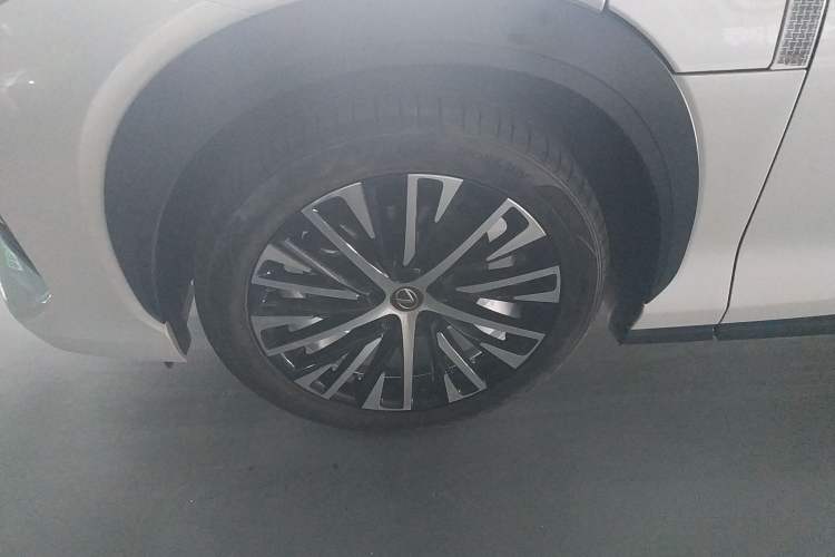 Used Lexus RZ 2023 450e All-Wheel-Drive Luxury Edition
