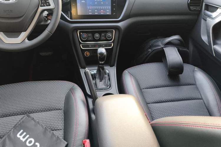 Used Chery Tiggo 3 2016 1.6L CVT ZhiShang Edition
