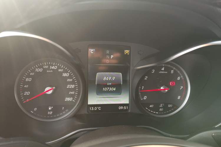 Used Mercedes-Benz GLC 2019 Facelift GLC 260 L 4MATIC Luxury Model
