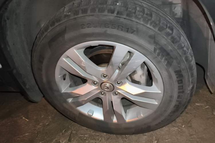 Used Changan CS75 2017 Shangku Edition 1.5T Manual ZhiXiang Model