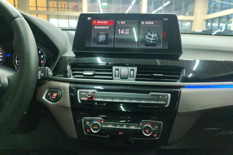 Used BMW X1 2022 sDrive25Li Leading Model
