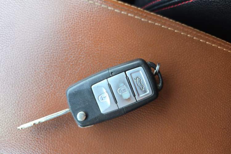 Used FORTHING Joyear X5 2013 1.8T Manual Luxury Model
