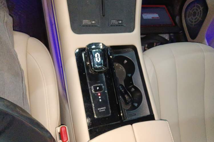 Used Hima AITO M7 2024 1.5T Rear-Drive Plus Version 5 Seats
