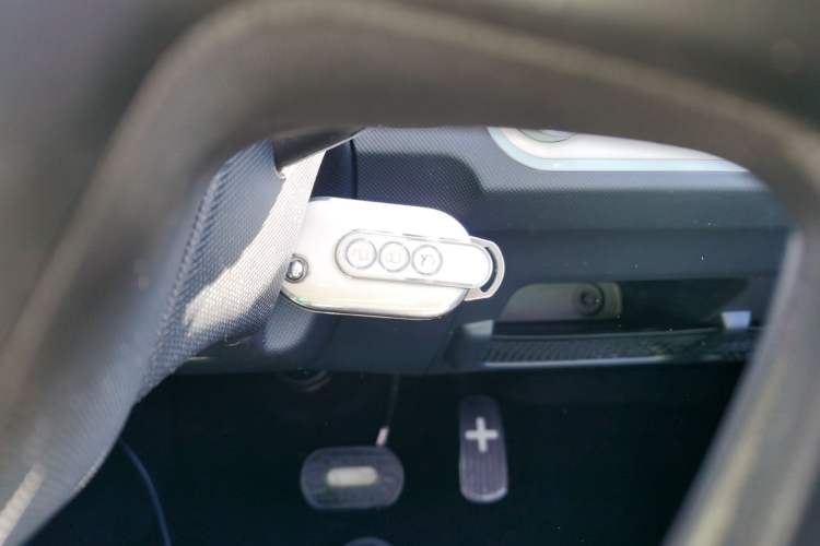 Used Wuling Hongguang MINIEV 2022 Macaron Fashion Edition Lithium-Nickel-Cobalt-Alpha-oxide