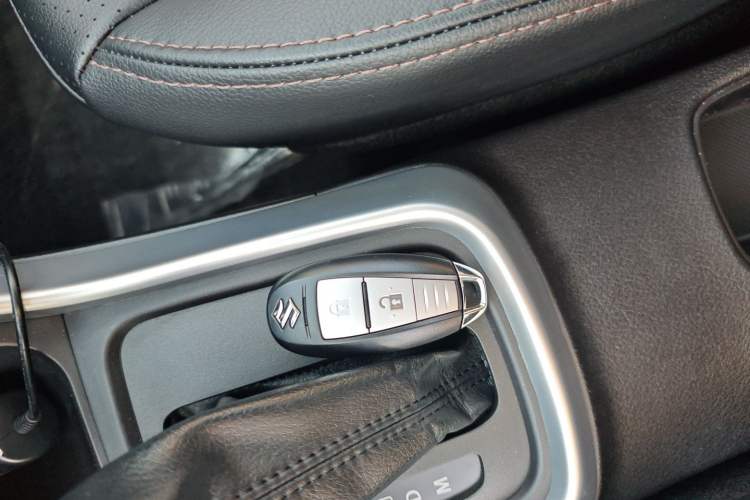 Used Suzuki Vitara S-Cross 2017 1.6L CVT Two-Wheel Drive Urban Advanced Model