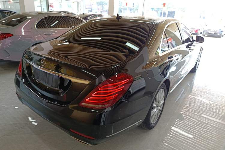 Used Mercedes-Benz S-Class 2017 S 320 L Business Model
