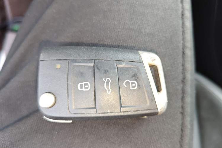 Used Volkswagen Tiguan L 2018 330TSI Automatic Two-Wheel Drive Luxury Edition
