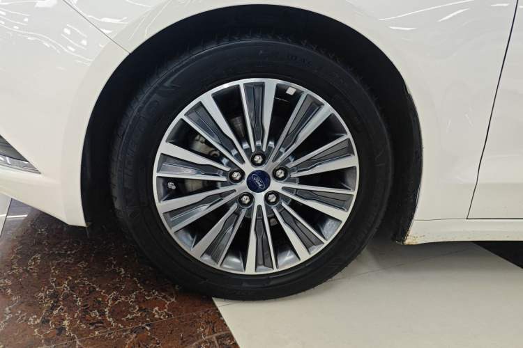 Used Ford Mondeo 2017 EcoBoost 200 Luxury Model
