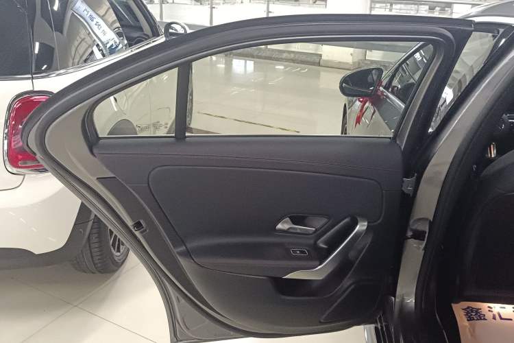 Used Mercedes-Benz A-Class 2023 A 200 L Fashion Model
