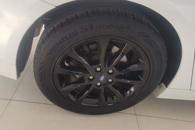 Used Ford Mondeo 2017 EcoBoost 180 Stylish Model
