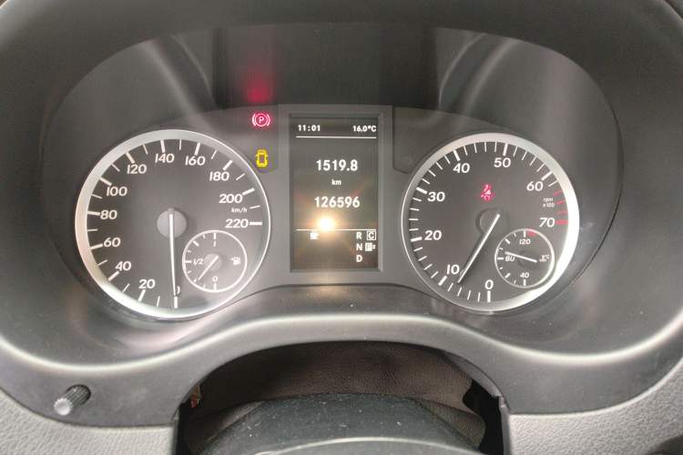 Used Mercedes-Benz Vito 2016 2.0T Elite Edition