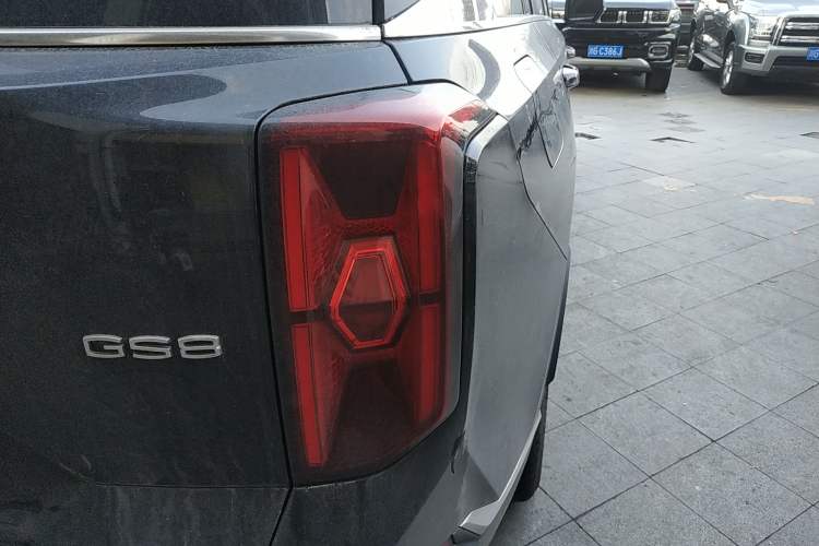 Used GAC Trumpchi GS8 2022 Linghang Series 2.0 TGDI Two-Wheel-Drive Luxury Smart Connectivity Version (7 Seats)