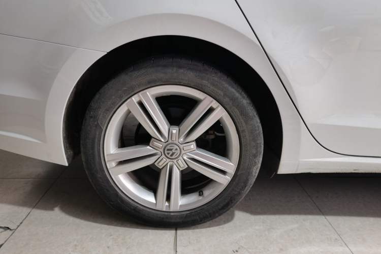 Used Volkswagen Lamando 2018 280TSI DSG Comfort Edition
