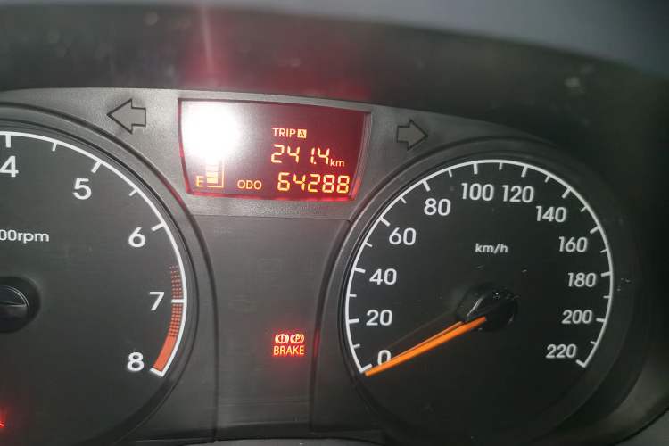 Used Hyundai Verna (older generation) 2014 1.4L Manual Smart GLS Trim