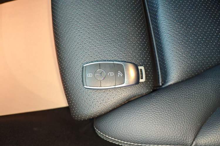 Used Mercedes-Benz GLC 2020 GLC 260 L 4MATIC Luxury Model