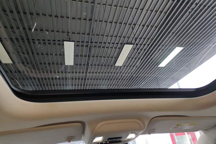 Used Buick Envision 2022 Encore S 552T Two-Wheel-Drive Luxury Model