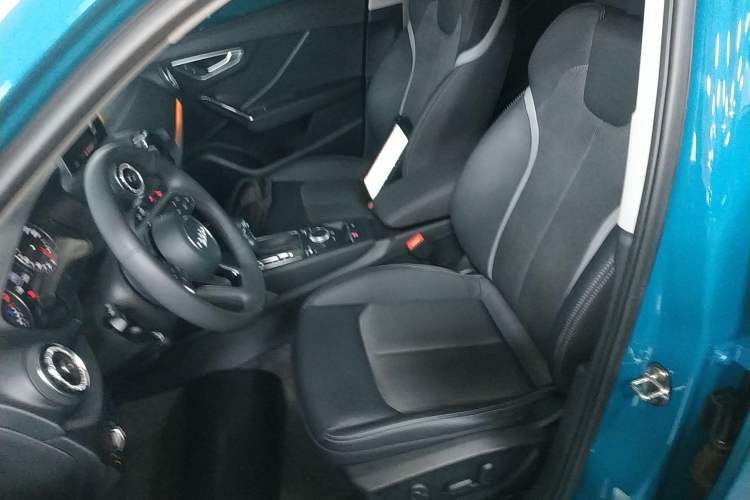 Used Audi Q2L 2021 35 TFSI Fashion Dynamic Model
