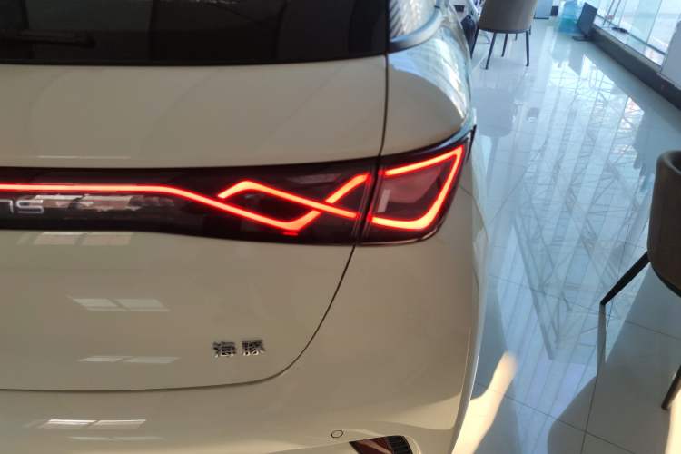 Used BYD Dolphin 2025 420km Free Edition
