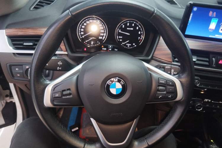 Used BMW X1 2019 sDrive18Li Premium Edition
