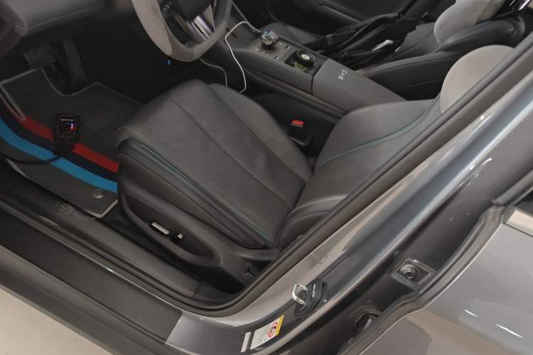 Used BYD Qin L 2024 DM-i 120KM Excellence Model
