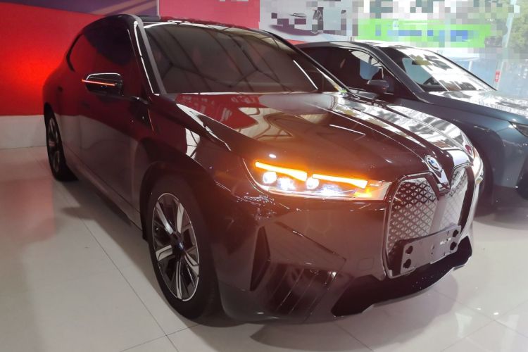 Used BMW iX 2022 xDrive40
