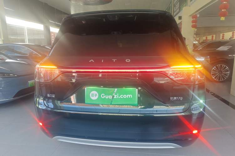 Used Hima AITO M9 2025 Extended-Range Ultra Version 52 kWh 5-Seater Edition