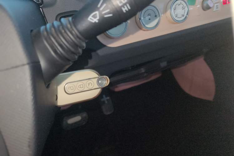 Used Wuling Hongguang MINIEV 2022 Macaron Premium Model – Lithium Iron Phosphate
