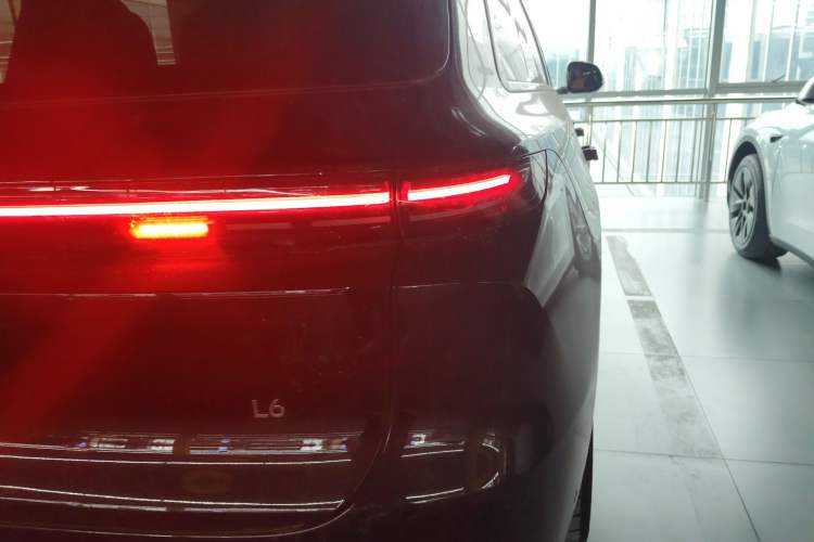 Used Li Auto L6 2024 Pro Model
