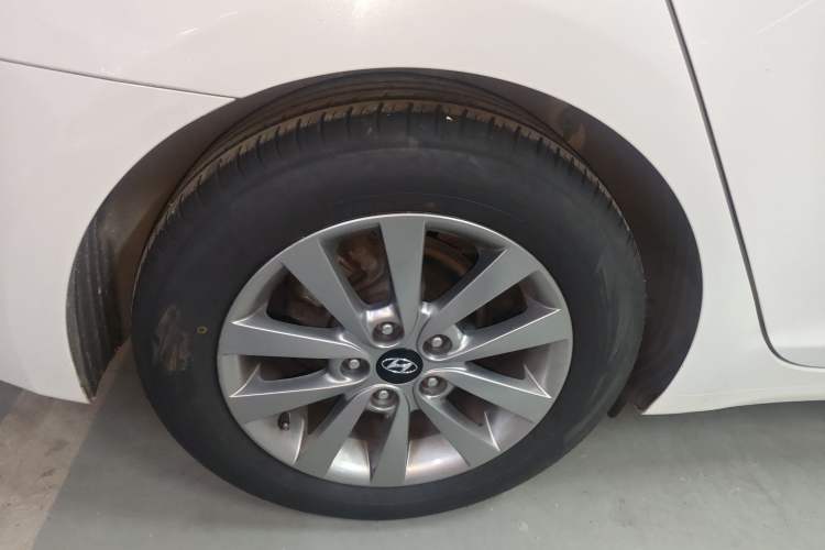 Used Hyundai Mistra 2014 1.8L Automatic Smart GLS