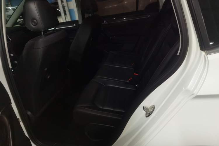 Used Volkswagen Golf Sportsvan 2016 280TSI Automatic Luxury Model