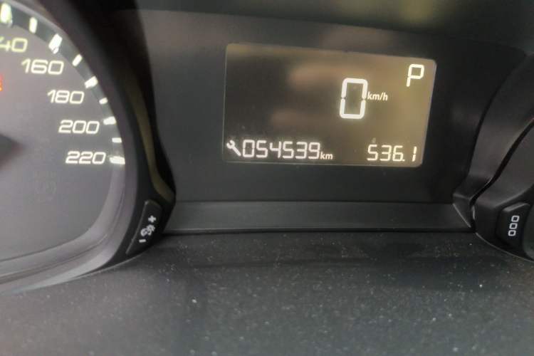 Used Peugeot 308 2018 1.6L Automatic Luxury Edition
