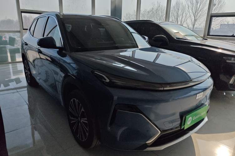 Used Geely Galaxy Galaxy Xingjian 7 EM-i 2025 120km Flagship Edition
