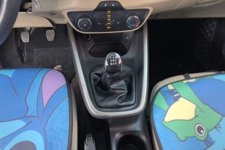 Used Ford Escort 2015 1.5L Manual Comfort Model
