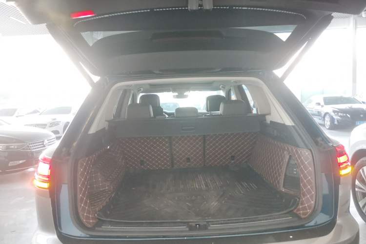 Used Volkswagen Touareg 2019 2.0 TSI Ruiyi Edition China V Standard
