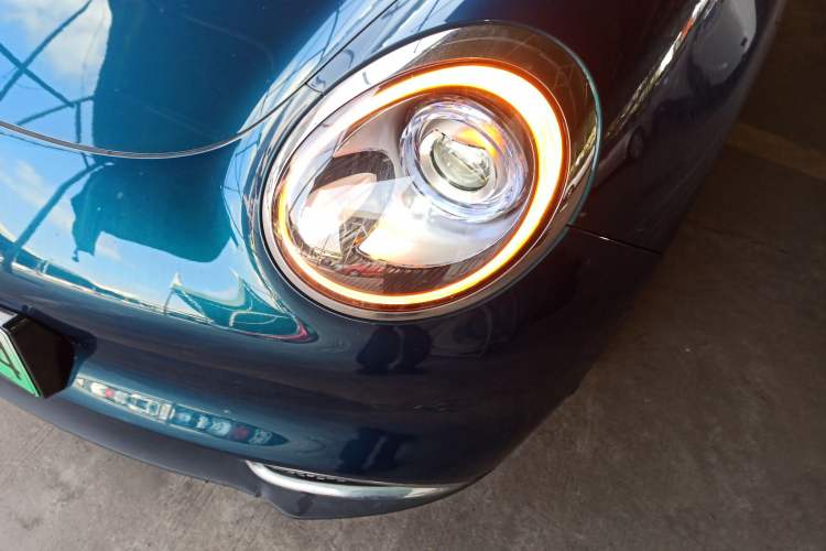 Used ORA Good Cat 2023 401 km Standard Range Luxury Version Lithium Iron Phosphate
